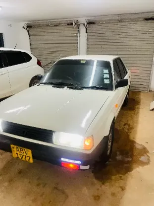 Picture of Nissan Sunny 1990