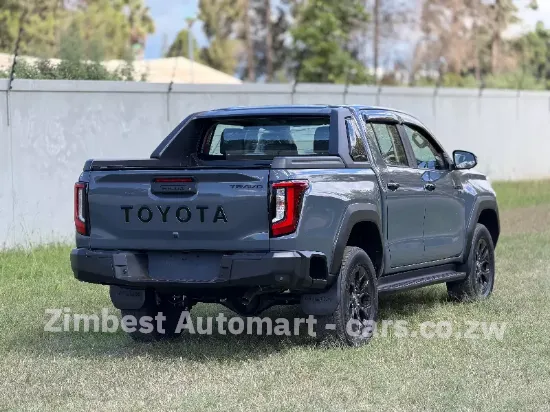 Picture of Toyota Hilux 2026