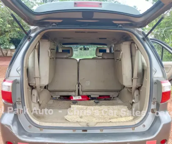 Picture of Toyota Fortuner 2009