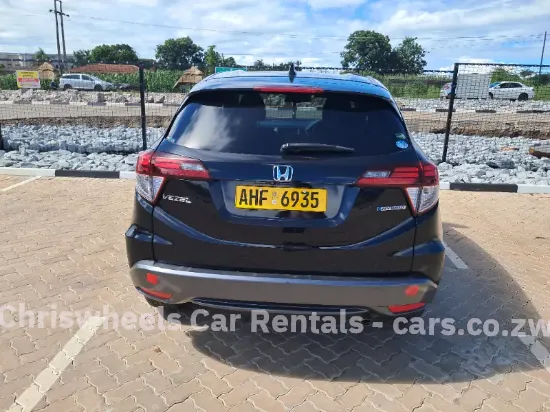 Picture of Mid SUVs: Honda Vezel, Mazda CX5, Toyota Vanguard, Nissan Xtrail T32, Toyota Ra