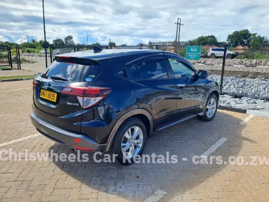 Picture of Mid SUVs: Honda Vezel, Mazda CX5, Toyota Vanguard, Nissan Xtrail T32, Toyota Rav