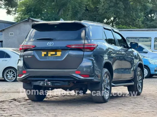 Picture of Toyota Fortuner 2025