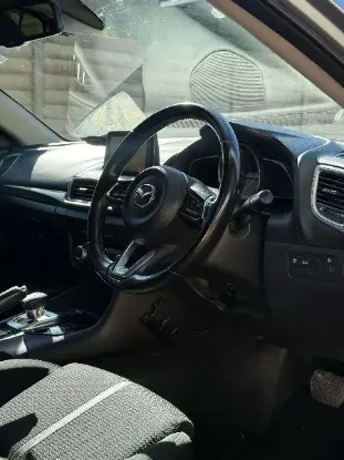 Picture of Mazda Axela 2016