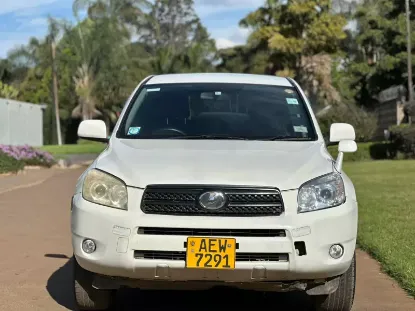 Picture of Toyota Rav4 2006