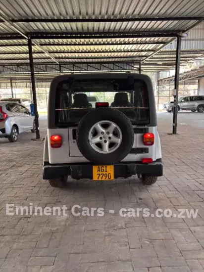 Picture of Jeep Sahara 2011