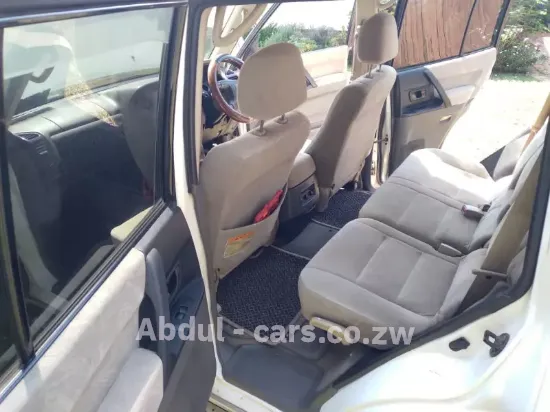 Picture of Mitsubishi Pajero 2001