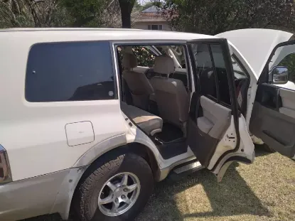 Picture of Mitsubishi Pajero 2001