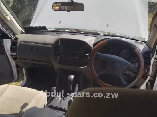 Picture of Mitsubishi Pajero 2001