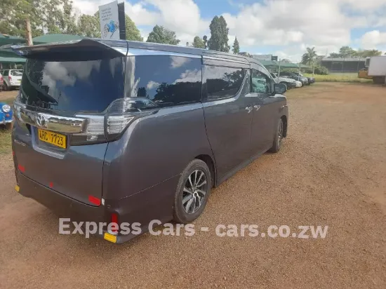 Picture of Toyota Vellfire 2015