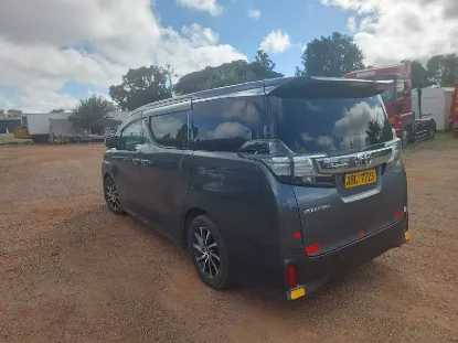Picture of Toyota Vellfire 2015