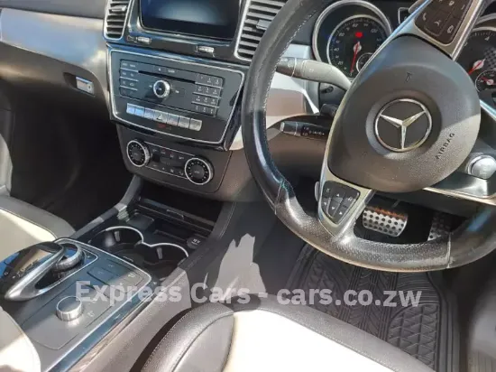 Picture of Mercedes Benz GLE 2017