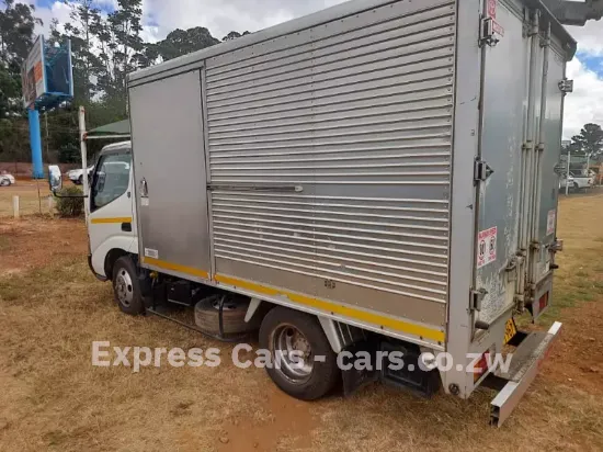 Picture of Toyota Dyna 2005