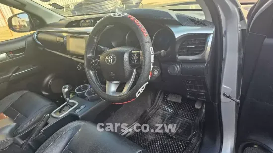 Picture of Toyota Hilux 2017