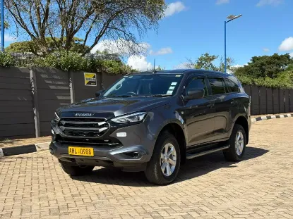 Picture of Isuzu Mu-X 2023