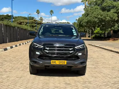 Picture of Isuzu Mu-X 2023