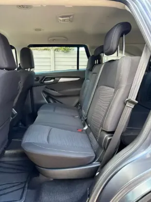 Picture of Isuzu Mu-X 2023