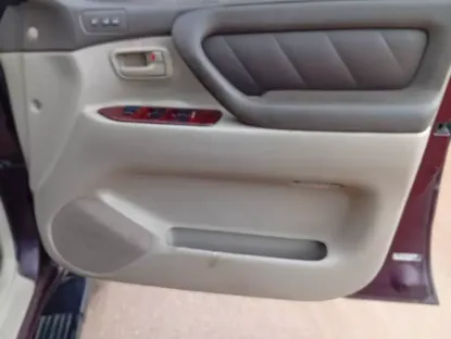 Picture of Toyota Land Cruiser 2000