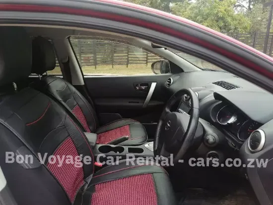 Picture of Nissan Dualis(Executive mid SUVs)