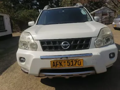 Picture of Nissan Dualis(Executive mid SUVs)