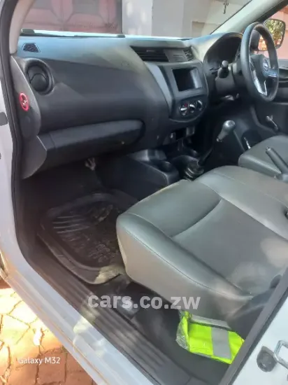 Picture of Nissan Navara 2024