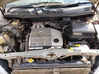 Picture of Toyota Harrier 2003