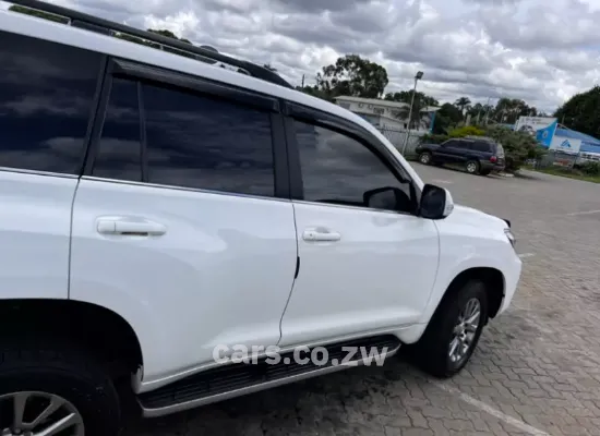 Picture of Toyota Prado 2019