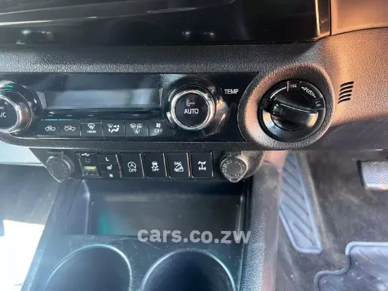 Picture of Toyota Hilux 2019