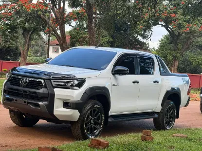 Picture of Toyota Hilux 2025