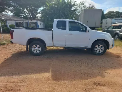 Picture of Isuzu KB250 21000