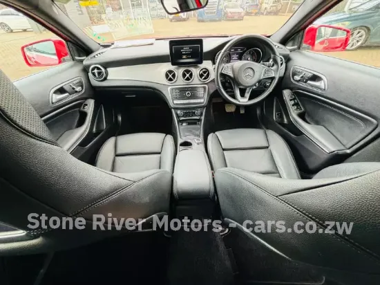 Picture of Mercedes Benz GLA 2016