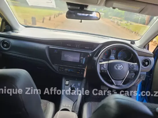 Picture of Toyota Auris 2016
