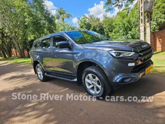 Picture of Isuzu Mu-X 2024