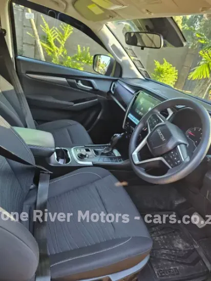 Picture of Isuzu Mu-X 2024