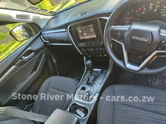 Picture of Isuzu Mu-X 2024