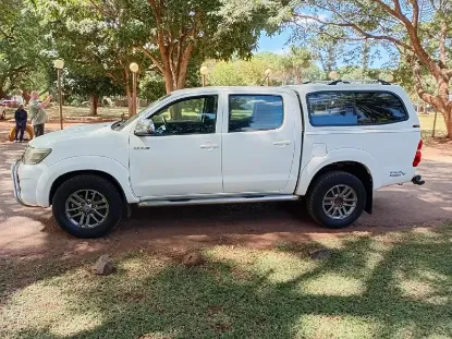 Picture of Toyota Hilux 2014