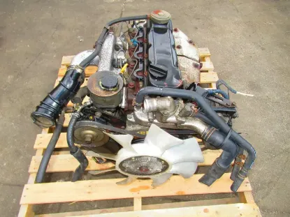 Picture of Nissan TD27 & YD25 NV350 Engines