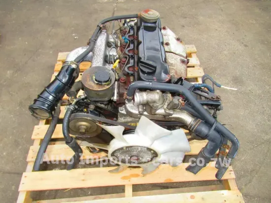 Picture of Nissan TD27 & YD25 NV350 Engines