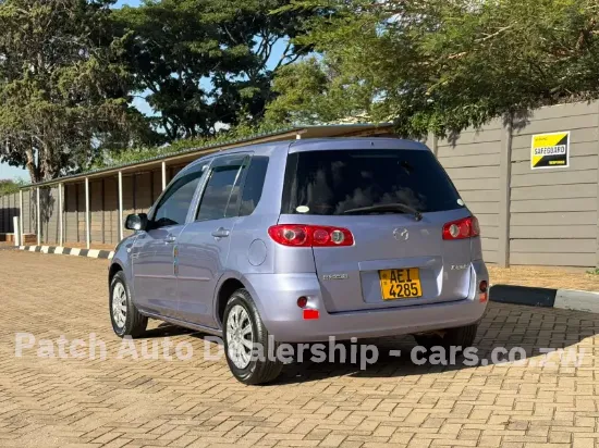 Picture of Mazda Demio 2005