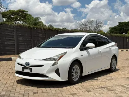 Picture of Toyota Prius 2017