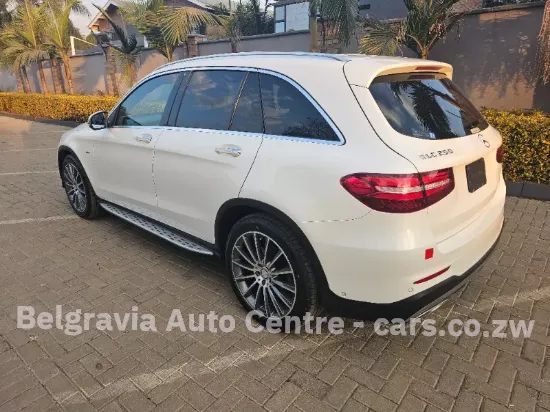 Picture of Mercedes Benz GLC 2016