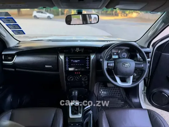 Picture of Toyota Fortuner 2018