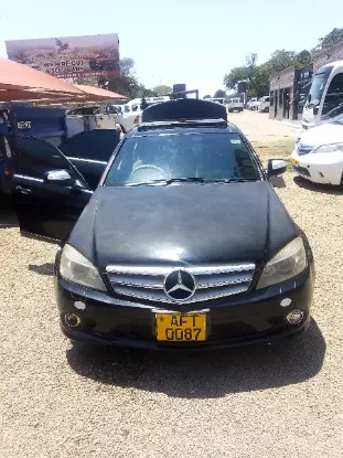 Picture of Mercedes Benz C-Class Sedan 2008