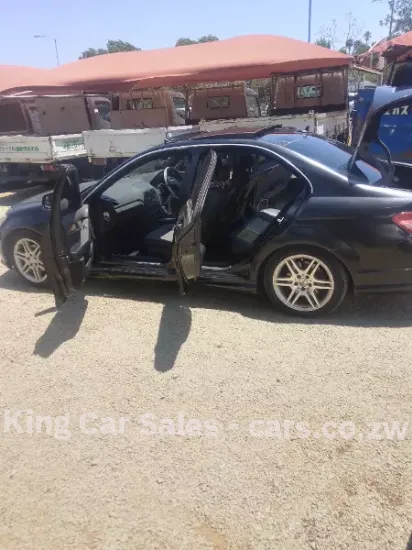 Picture of Mercedes Benz C-Class Sedan 2008