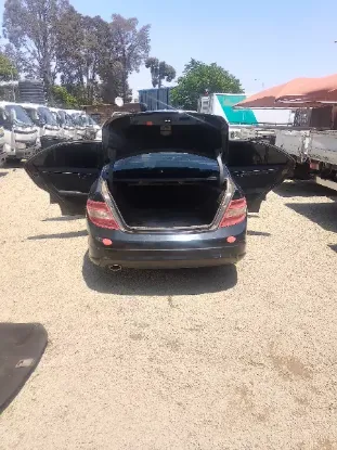 Picture of Mercedes Benz C-Class Sedan 2008
