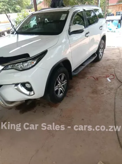 Picture of Toyota Fortuner 2018