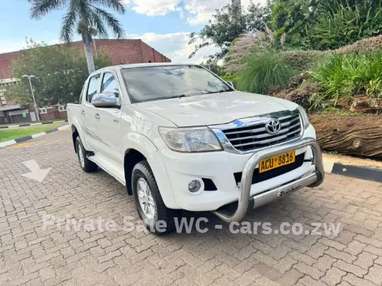 Picture of Toyota Hilux 2013