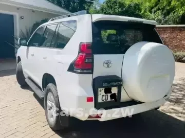 Picture of Toyota Land Cruiser 2021
