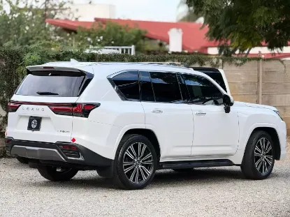 Picture of Toyota Land Cruiser 2023