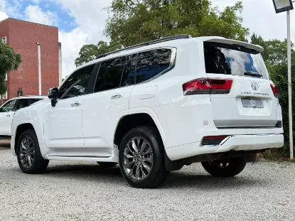 Picture of Toyota Land Cruiser 2023