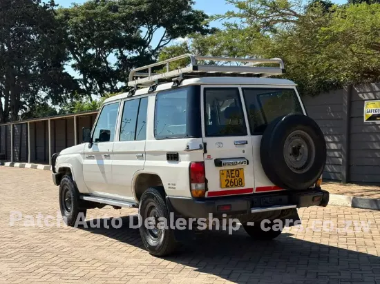 Picture of Toyota landcruiser 2017